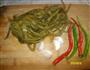 双椒炝酸豆角的做法图解1