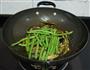 长豆角炒茄子的做法图解7