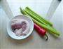 芹香回锅肉的做法图解1