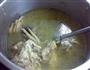 三豆花菇鸡汤的做法步骤5