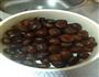 蜂蜜板栗的做法图解2