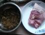 笋干菜蒸肉饼的做法图解1