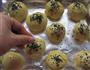 绿豆蛋黄酥的做法图解17