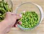 肉丝炒毛豆的做法图解3