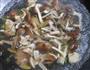 香菌汤的做法图解2