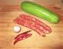 腊肠呛小瓜的做法图解1