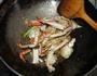 姜葱炒螃蟹的做法图解8