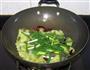苦瓜炒猪俐的做法图解9