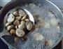 蚝油草菇的做法图解2