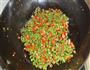 豆角煸肉丁的做法图解7