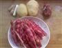 土豆炖红芸豆的做法图解1