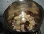 香菇排骨鲍鱼汤的做法图解4
