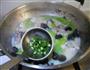 生菜杆木耳黑鱼汤的做法图解9