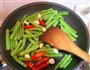 鸭柳烩豆角的做法图解7