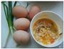 蟹黄蒸蛋的做法图解1