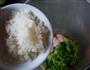 菌菇鲈鱼太极粥的做法图解11