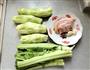 白油青笋的做法图解1