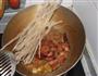 红烧肉炖白菜粉条的做法图解12