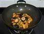 香菇板栗鸡煲的做法图解9
