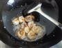 鱼香虾球茄子煲的做法图解7
