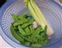 西芹炒兰豆的做法图解1