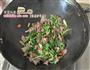 薄荷炒牛肉的做法图解6