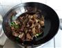 青椒木耳炒鸡蛋的做法图解5