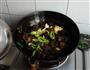青椒木耳炒鸡蛋的做法图解8