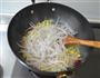 豆芽炖粉条的做法图解5