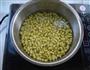 猪脚炖黄豆的做法图解4