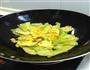佛手瓜炒蛋的做法图解4