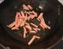 火腿炒腐竹的做法图解3