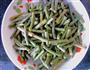 蒜蓉豇豆的做法图解1