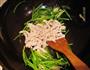 香菜炒肉丝的做法图解7