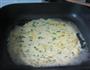 香葱鸡蛋饼的做法图解3