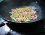 炒鱿鱼丝的做法图解5