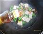 西兰花豆腐汤的做法图解7