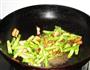 干煸五花肉四季豆的做法图解8