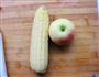玉米苹果汁的做法图解1