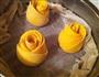 黄玫瑰花馒头的做法图解10