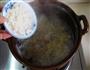 银耳瑶柱鸡蓉粥的做法图解9