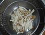 菌菇烩海参的做法图解4