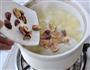 小米红枣粥的做法图解5