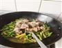 小羊排铁锅焖面的做法图解14