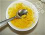 蛋黄焗南瓜的做法图解2