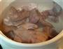 营养乳鸽汤的做法图解3