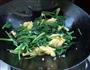 鸡蛋烧菠菜的做法图解5