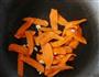 胡萝卜炒甜豆的做法图解5
