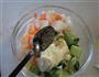 芒果鲜虾沙律的做法步骤5