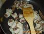 香菇炒腊肉的做法图解5